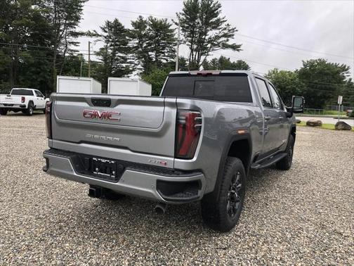 2025 GMC Sierra 2500 AT4