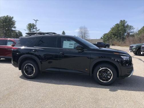 2025 Nissan Pathfinder Rock Creek 4WD
