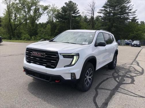 2025 GMC Acadia AWD AT4