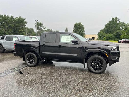 Super Black 2026 Nissan Frontier SV