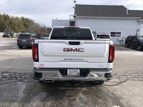 2025 GMC Sierra 1500 SLT