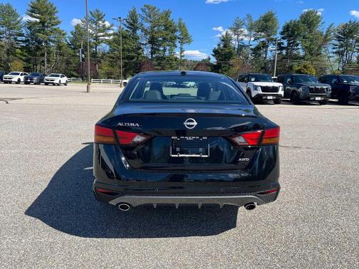 Super Black 2026 Nissan Altima SV AWD