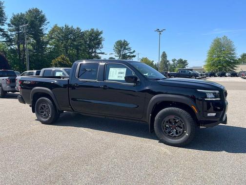Super Black 2026 Nissan Frontier PRO-4X