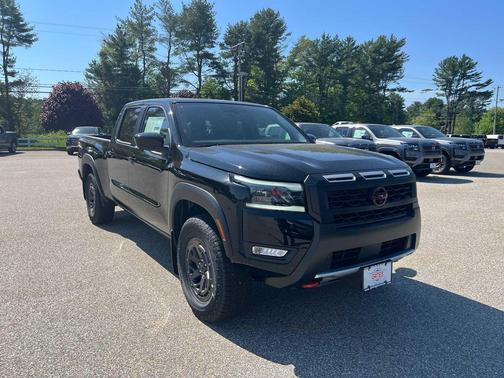 Super Black 2026 Nissan Frontier PRO-4X