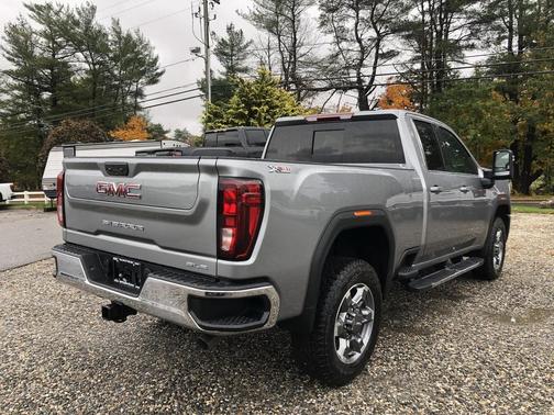 2026 GMC Sierra 2500 SLE