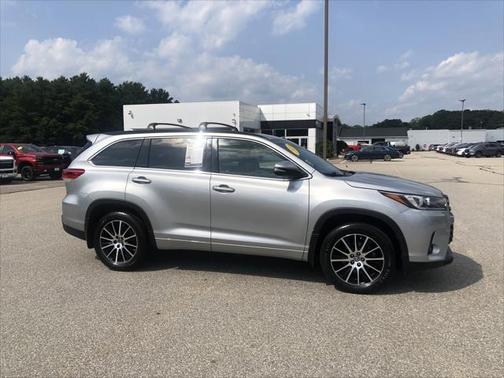 2018 Toyota Highlander SE