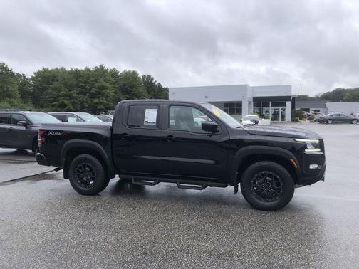 2022 Nissan Frontier PRO-4X