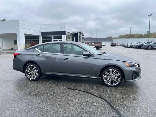 Gun Metallic 2026 Nissan Altima SV AWD