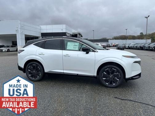 Everest White SPR Black 2026 Nissan Murano Platinum