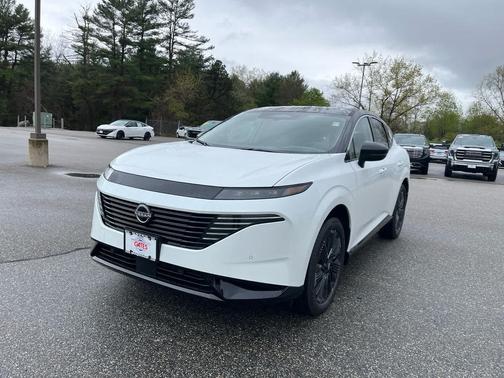Everest White SPR Black 2026 Nissan Murano Platinum