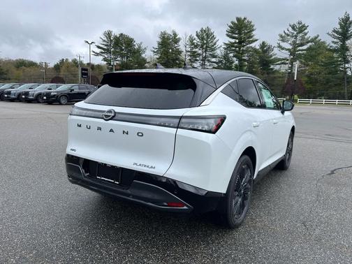 Everest White SPR Black 2026 Nissan Murano Platinum