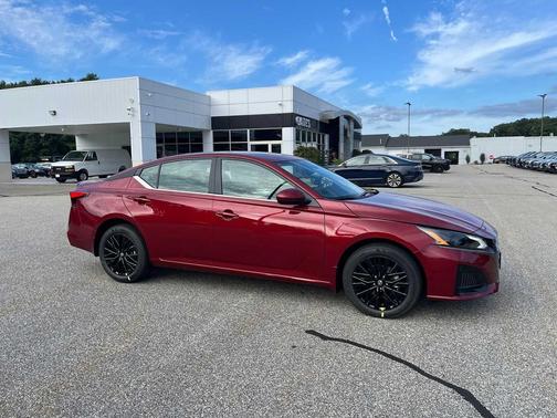 Scarlet Ember Tintcoat 2026 Nissan Altima SV AWD