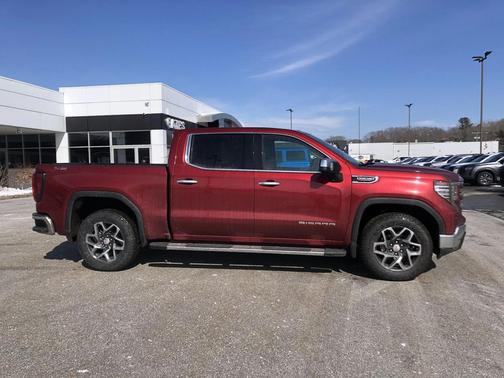 2026 GMC Sierra 1500 SLT