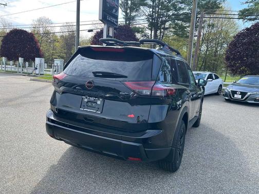 Super Black 2026 Nissan Rogue Rock Creek