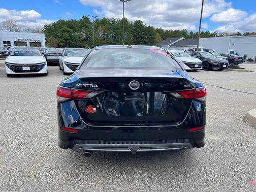Super Black 2021 Nissan Sentra SR