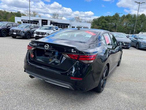 Super Black 2021 Nissan Sentra SR