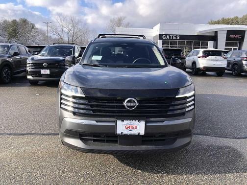Gun Metallic 2026 Nissan Kicks SV