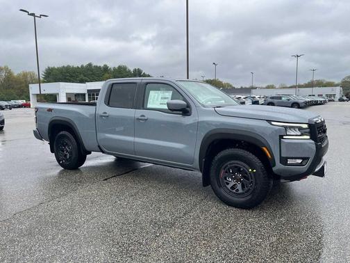 Boulder Gray Pearl 2026 Nissan Frontier PRO-4X