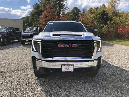 2026 GMC Sierra 2500 Base