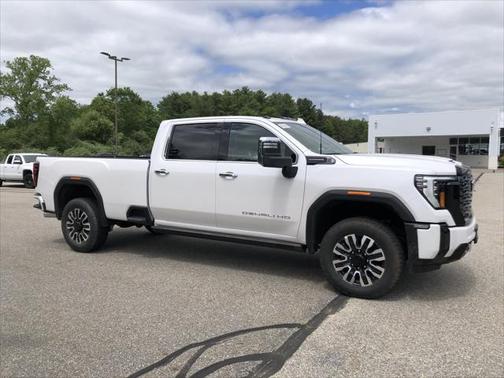 2025 GMC Sierra 3500 Denali