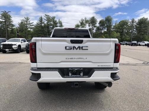 2025 GMC Sierra 3500 Denali