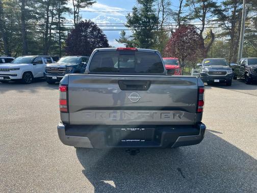 Gun Metallic 2026 Nissan Frontier SV