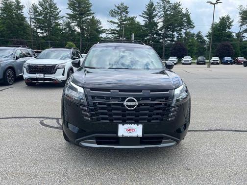 Super Black 2026 Nissan Pathfinder SL