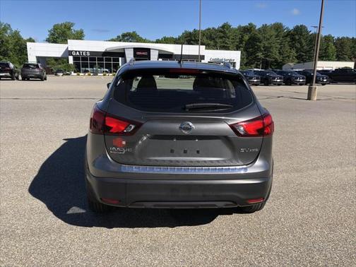 2018 Nissan Rogue Sport SV