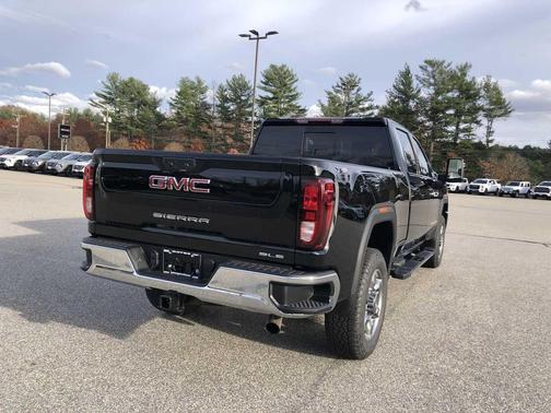 Onyx Black 2026 GMC Sierra 2500 SLE