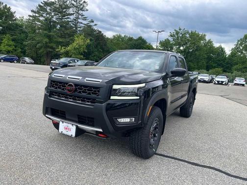 Super Black 2026 Nissan Frontier PRO-4X
