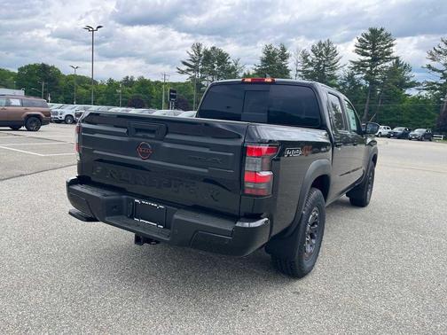 Super Black 2026 Nissan Frontier PRO-4X