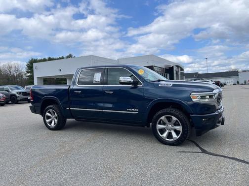 Patriot Blue Pearlcoat 2021 RAM 1500 Limited
