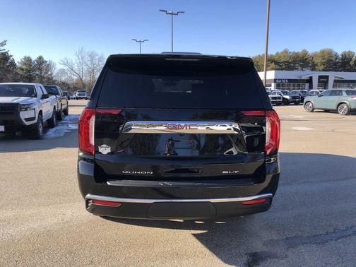 Onyx Black 2021 GMC Yukon SLT