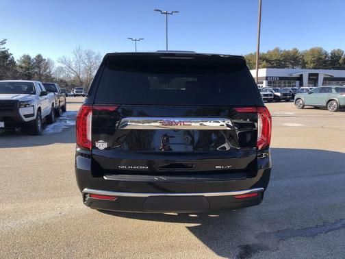 2021 GMC Yukon SLT
