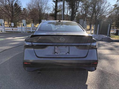 Gun Metallic 2026 Nissan Sentra SR