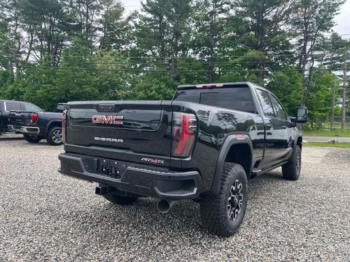 Onyx Black 2026 GMC Sierra 2500 AT4X