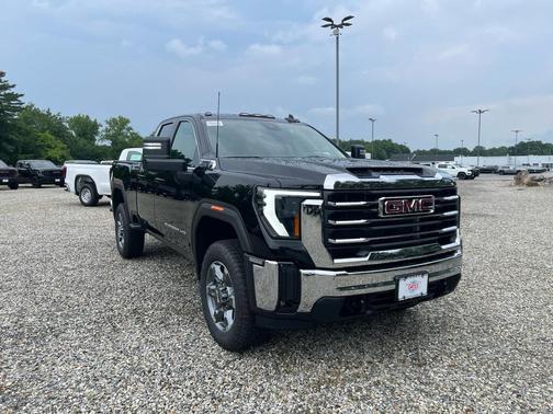 Onyx Black 2026 GMC Sierra 2500 SLE