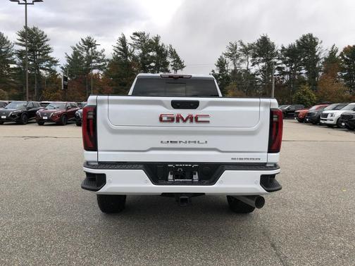 2026 GMC Sierra 3500 Denali