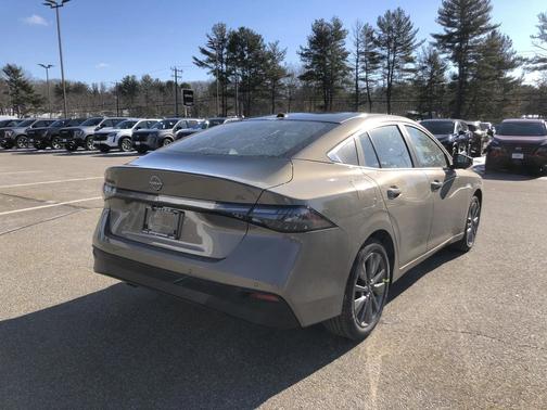 2026 Nissan Sentra SL