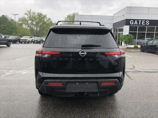 2025 Nissan Pathfinder SV 4WD