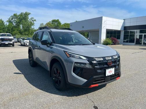 Boulder Gray Pearl 2026 Nissan Rogue Rock Creek