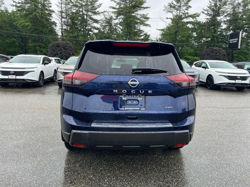 Deep Ocean Blue Pearl 2026 Nissan Rogue SV