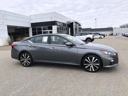 2019 Nissan Altima 2.5 Platinum