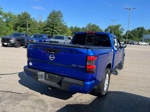 Bluestone Pearl 2024 Nissan Frontier SV