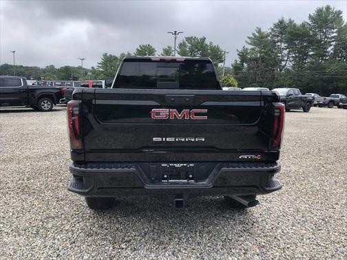 2025 GMC Sierra 2500 AT4