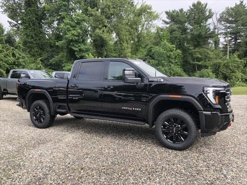 2025 GMC Sierra 2500 AT4