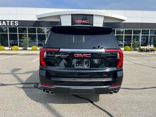 Onyx Black 2026 GMC Yukon 4WD AT4
