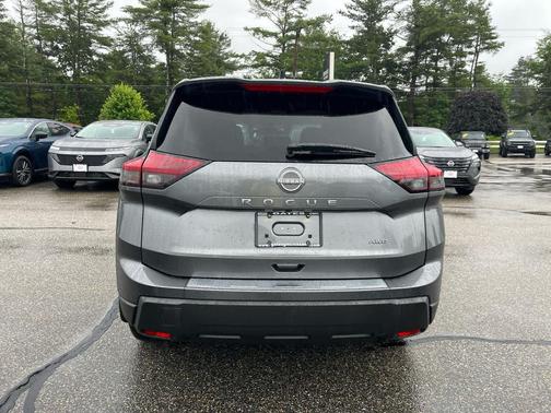 Gun Metallic 2026 Nissan Rogue SV