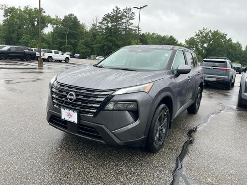 Gun Metallic 2026 Nissan Rogue SV