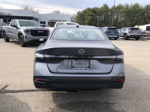 Gun Metallic 2026 Nissan Sentra SL